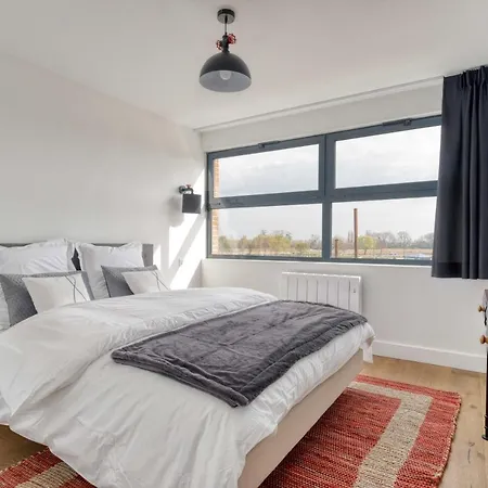 L' Annexe Du Cosmopolitain Appartement *